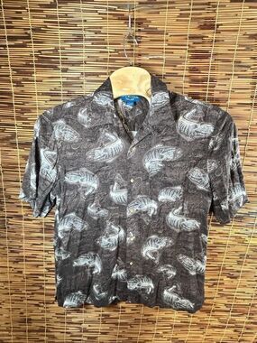 Puritan Size Large Fish Print Button Down Short Sleeve Shirt